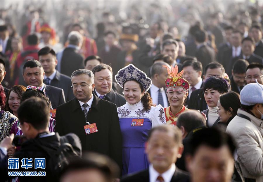 （兩會&middot;人大開幕&middot;XHDW）（10）十三屆全國人大二次會議開幕