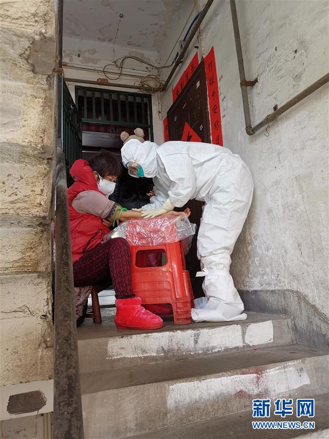 (新華全媒頭條·圖文互動)(5)戰武漢——解放軍支援湖北抗擊疫情直擊