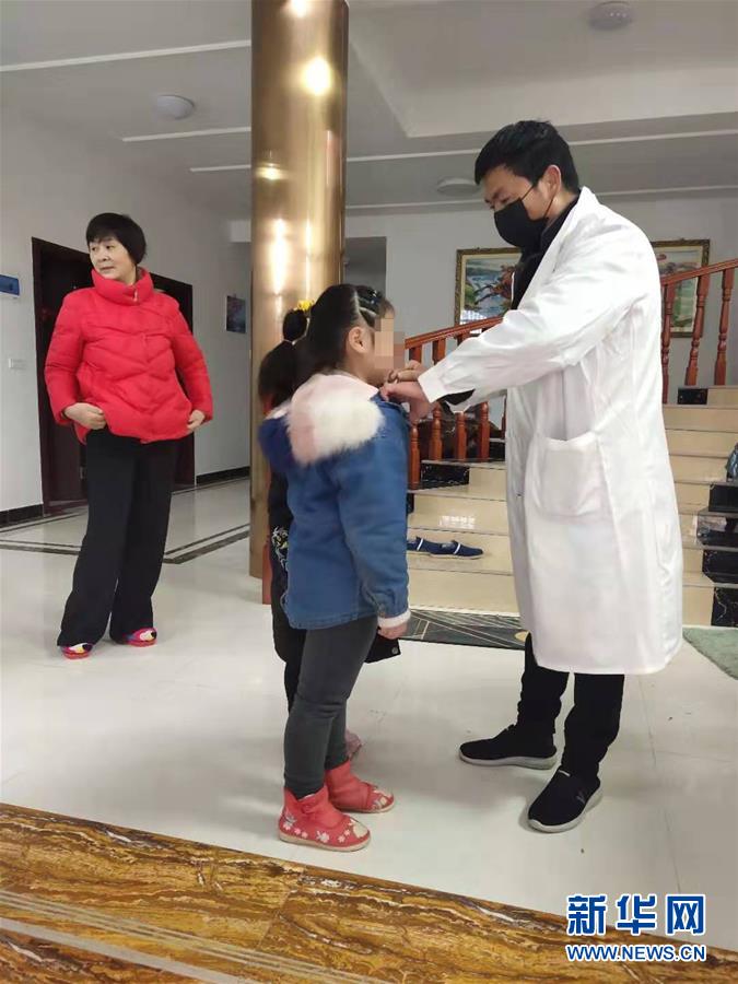 （聚焦疫情防控&middot;圖文互動）（3）從武漢返鄉的一家人：&ldquo;鄰里情割不斷，自行隔離是義務&rdquo;