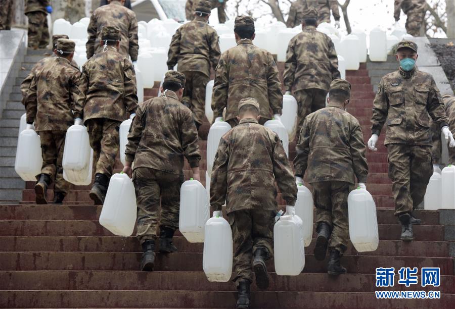（聚焦疫情防控&middot;圖文互動）（1）邯鄲市愛國擁軍聯合會為武漢火神山醫院捐贈百噸醫用消毒原液