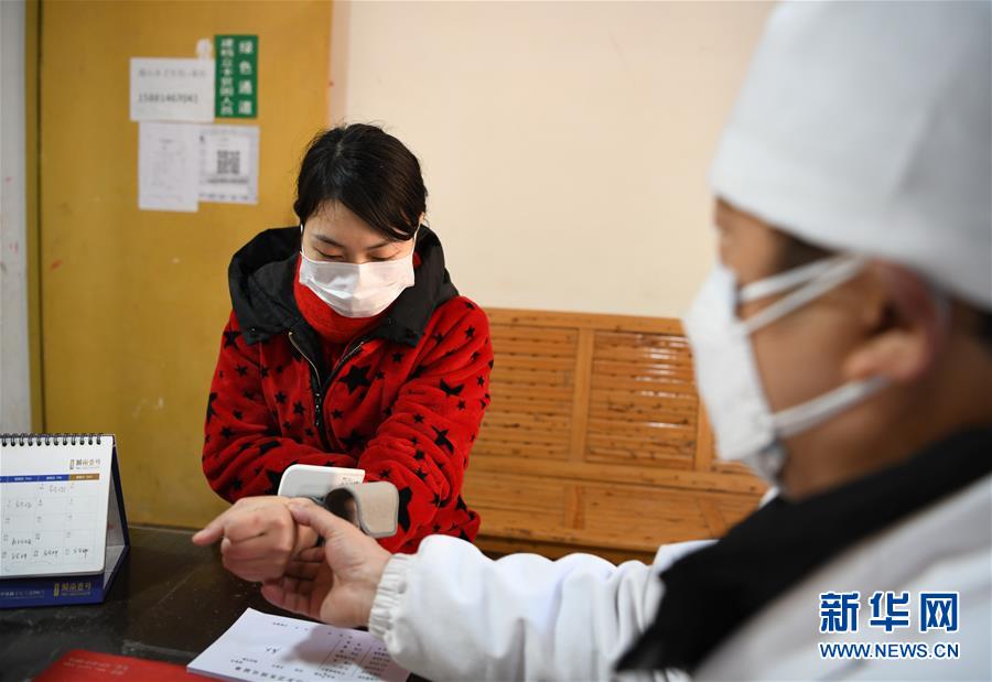 （抓好經濟發展 應對復雜局面&middot;圖文互動）（1）2500萬農民工如何安全返崗？&mdash;&mdash;農民工大省四川復工觀察