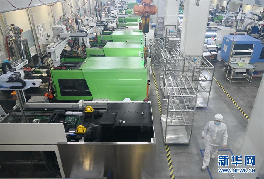 (來自經濟前沿的故事·企業復工復產·圖文互動)(1)“危機中發現新商機”——中國科技制造企業復工復產觀察