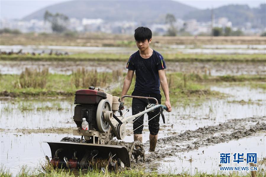 （圖文互動）（1）&ldquo;早一天復工，損失就少一點&rdquo;&mdash;&mdash;廣西以精準防控推動復工復產一線見聞