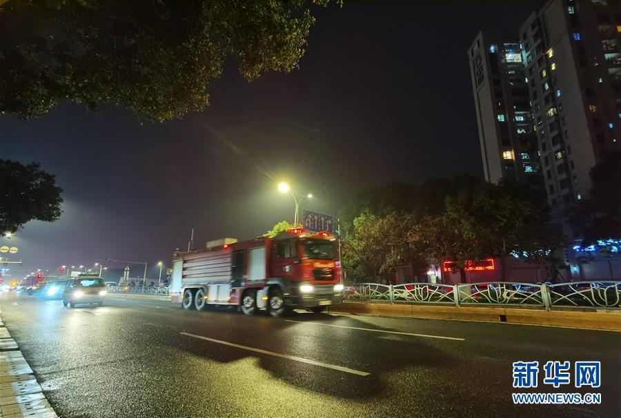 #(突發事件)(2)福建泉州一酒店發生樓體坍塌