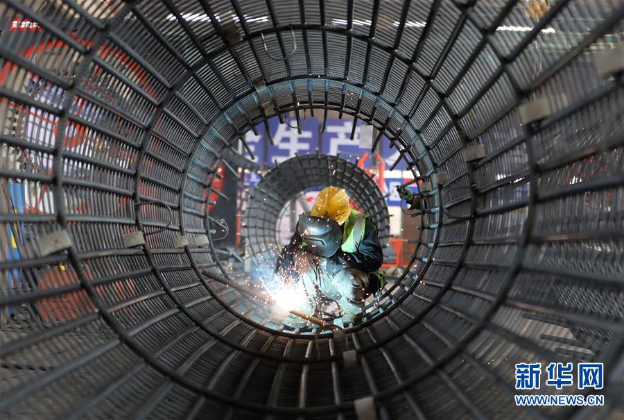 （中國經濟新觀察&middot;圖文互動）（3）重大投資項目開復工提速 吹響中國經濟復蘇&ldquo;沖鋒號&rdquo;