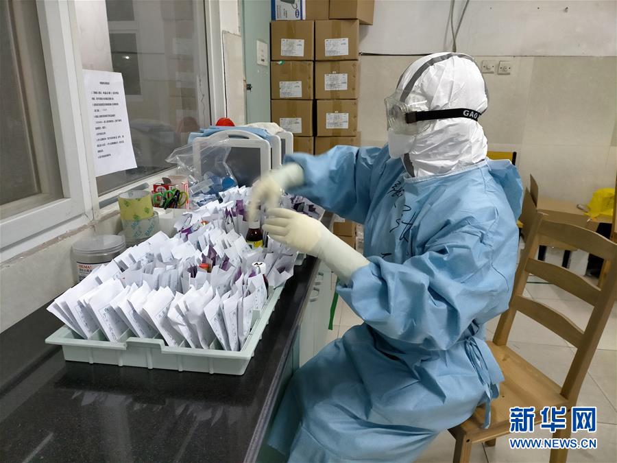 (圖文互動)(4)長大,只是一瞬間的事——天津“90后”護士的武漢戰“疫”記憶