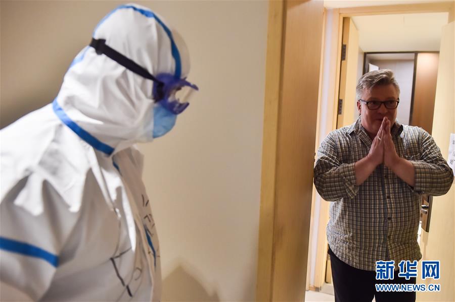 （聚焦疫情防控&middot;圖文互動）（1）&ldquo;感謝你們，讓我感到很踏實！&rdquo;&mdash;&mdash;北京入境人員轉運及隔離點見聞