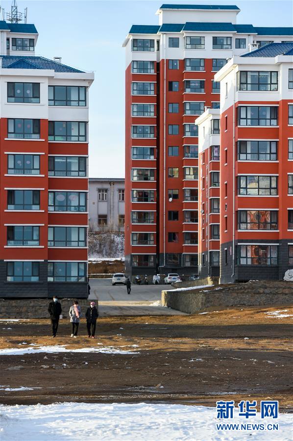 (新華全媒頭條·圖文互動)(8)內蒙古貧困旗縣全部“摘帽”