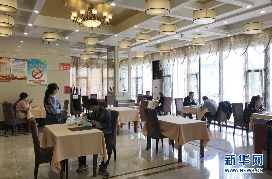 (聚焦復工復產·圖文互動)(1)春暖花開迎客來——天津餐飲業回暖一線直擊