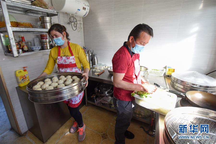 （決戰(zhàn)決勝脫貧攻堅(jiān)&middot;圖文互動(dòng)）（7）阿布都艾尼北上務(wù)工&ldquo;三級(jí)跳&rdquo;