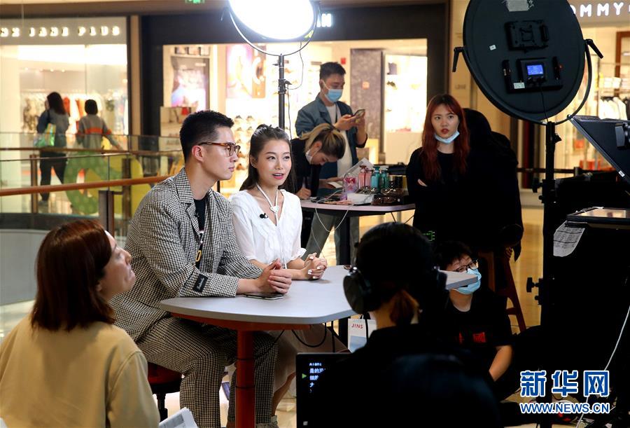 （新華全媒頭條&middot;圖文互動(dòng)）（2）&ldquo;風(fēng)&rdquo;起&ldquo;云&rdquo;涌 中國(guó)品牌在全球戰(zhàn)&ldquo;疫&rdquo;中崛起