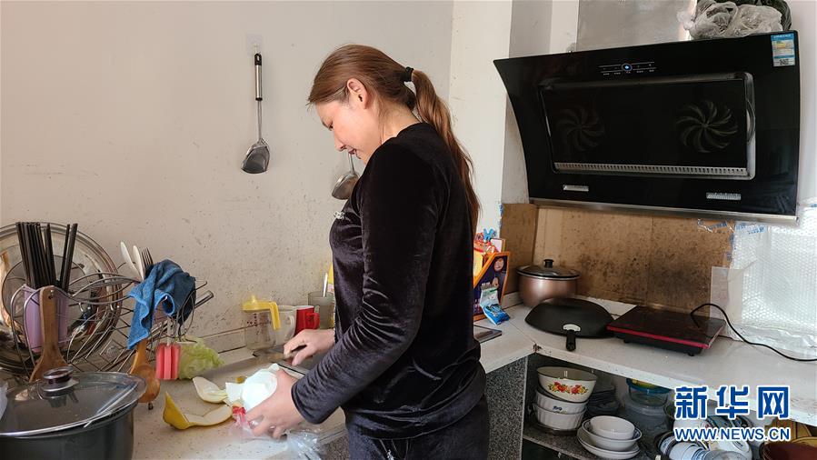 (決戰(zhàn)決勝脫貧攻堅(jiān)·圖文互動(dòng))(2)三個(gè)土家女人見證一口刀村搬遷史