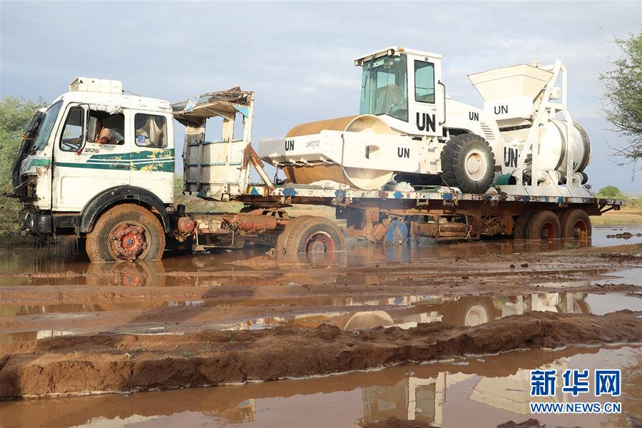 (新華全媒頭條·圖文互動(dòng))(7)崢嶸歲月30年 中國藍(lán)盔衛(wèi)和平