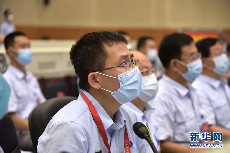 (圖文互動)“我是‘后浪’中的一個水分子”——訪西昌發射場01指揮員尹相原