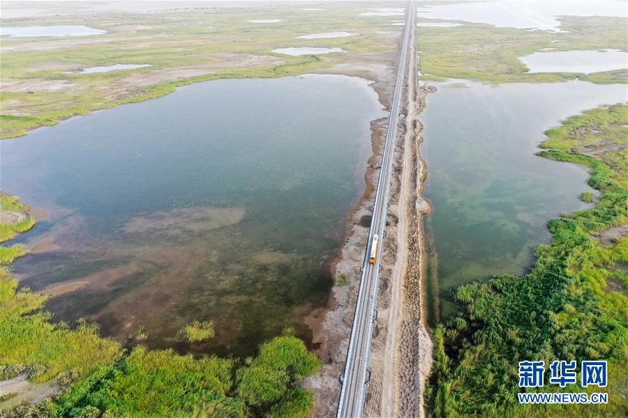 (圖文互動(dòng))(1)筑完“天路”架“云梯”——鐵路老兵再上高原