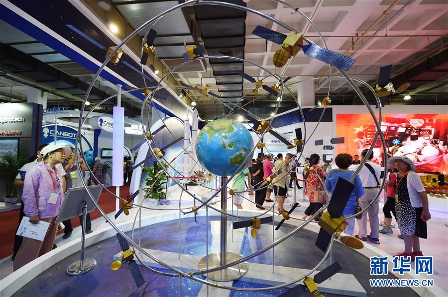 (新華全媒頭條·圖文互動)(6)中國北斗全球夢圓——寫在北斗三號全球衛星導航系統全面建成之際