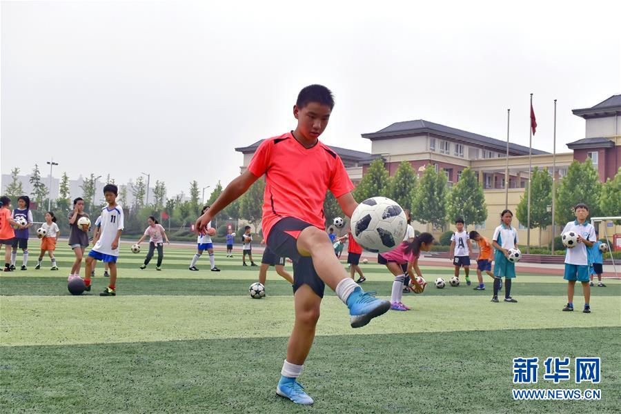 （特別的暑期生活&middot;圖文互動）（1）文體活動豐富河南農村孩子暑期生活