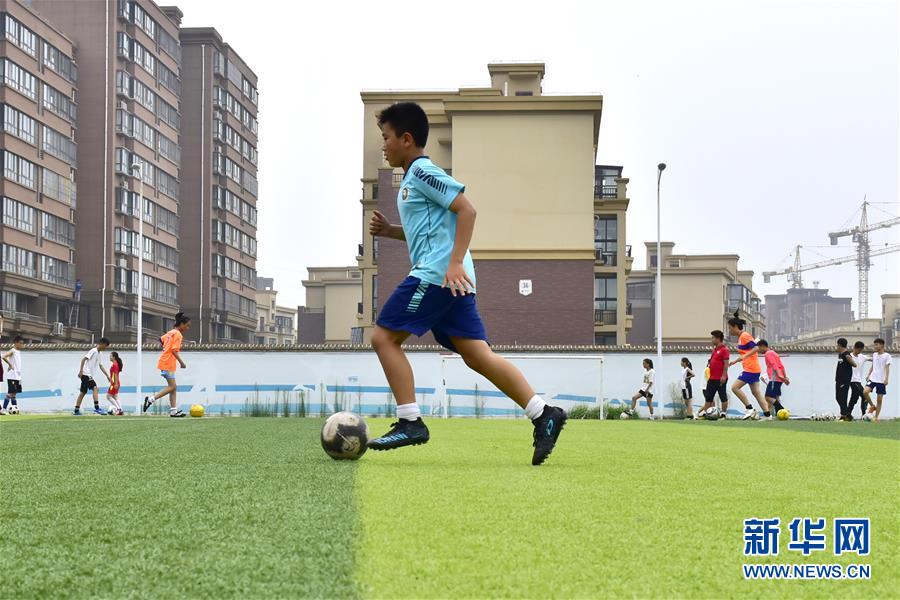 （特別的暑期生活&middot;圖文互動）（2）文體活動豐富河南農村孩子暑期生活