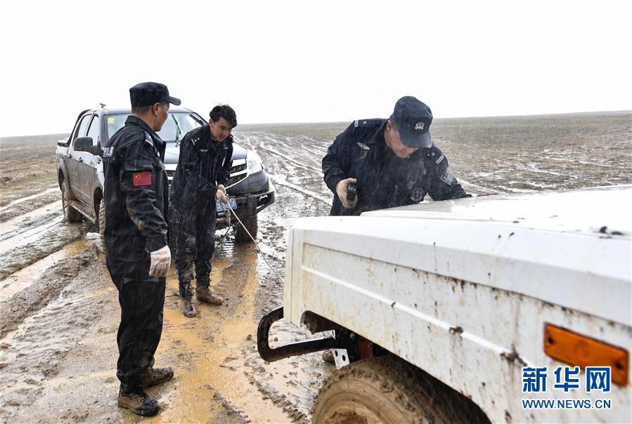 （圖文互動）（4）記者手記：可可西里，&ldquo;挪&rdquo;向&ldquo;藏羚羊大產房&rdquo;的14個半小時