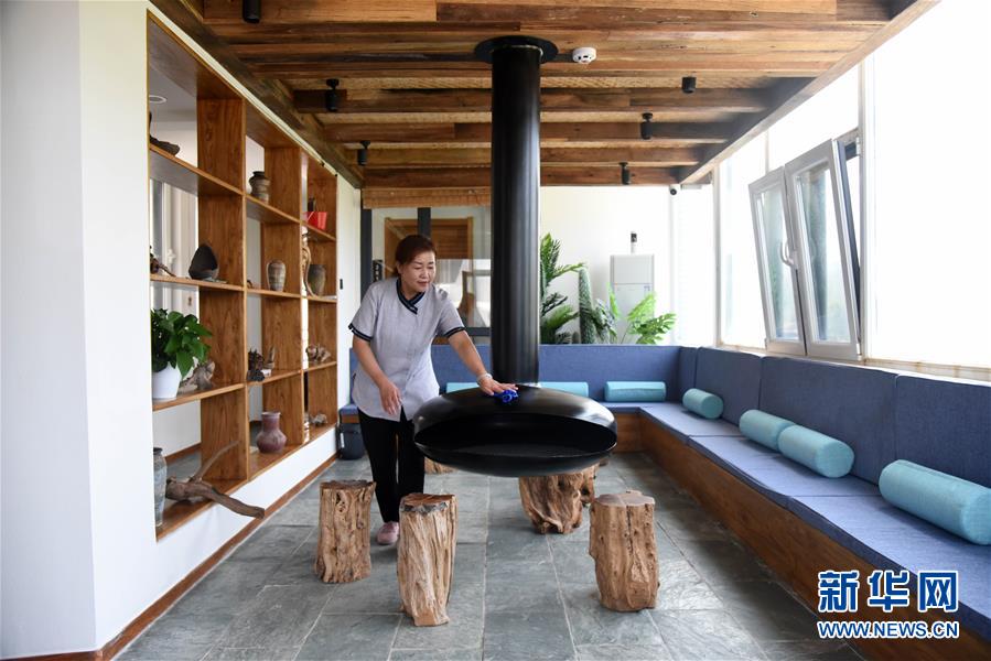 (新華全媒頭條·走向我們的小康生活·圖文互動)(8)幸福小康入畫來——齊魯大地描繪小康新畫卷