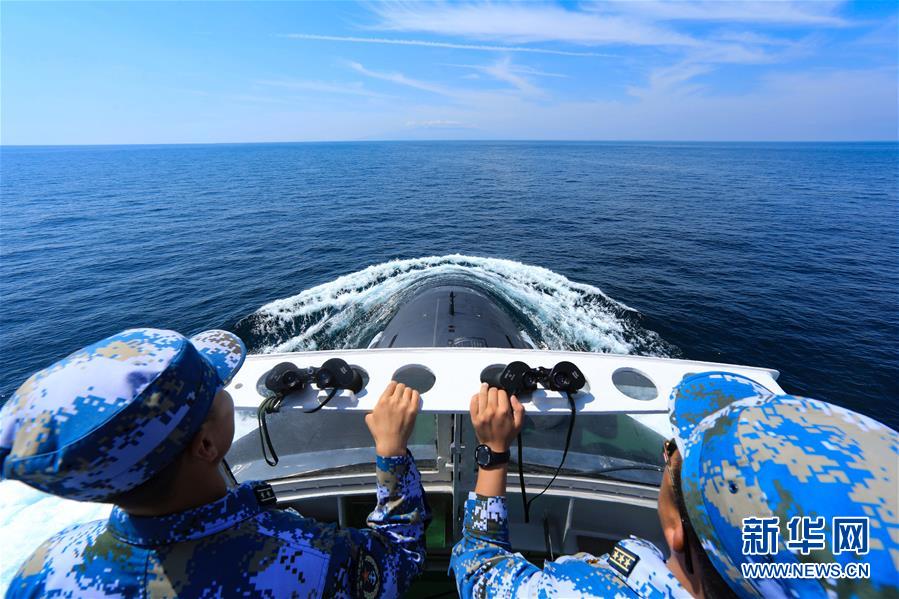 (在習(xí)近平強(qiáng)軍思想指引下·我們在戰(zhàn)位報(bào)告·圖文互動)(2)鍛造共和國“水下盾牌”——北部戰(zhàn)區(qū)海軍某潛艇部隊(duì)備戰(zhàn)打仗記事