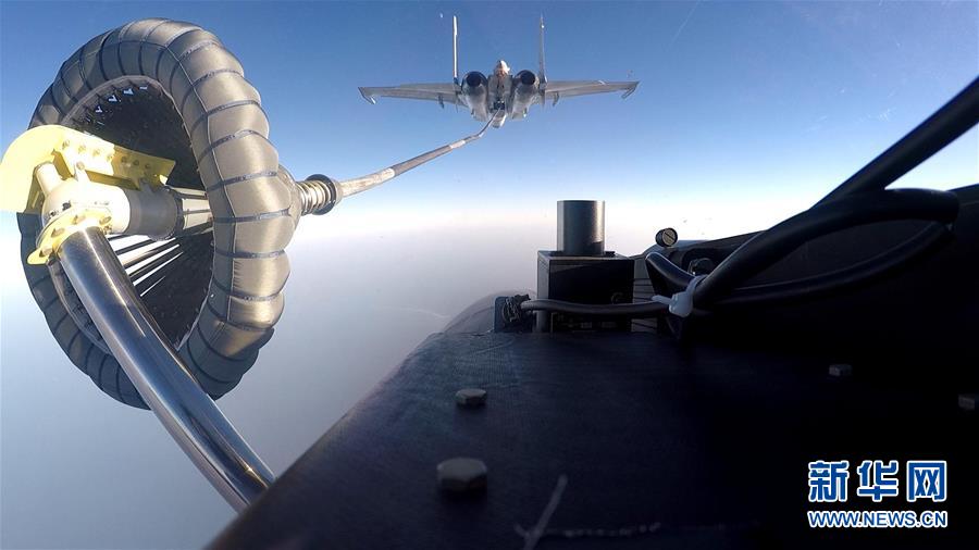 （在習近平強軍思想指引下&middot;我們在戰位報告&middot;圖文互動）（9）奮飛在新時代的海天&mdash;&mdash;海軍某艦載航空兵部隊備戰打仗記事