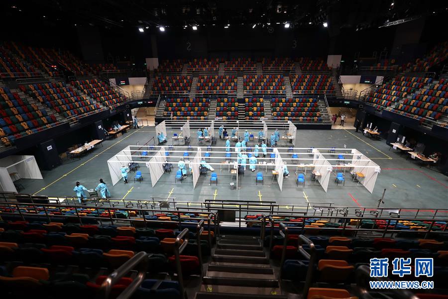 （圖文互動）（1）&ldquo;身為醫(yī)護人員一分子，應(yīng)該出來幫忙&rdquo;&mdash;&mdash;參與新冠病毒社區(qū)檢測的香港醫(yī)護人員速寫