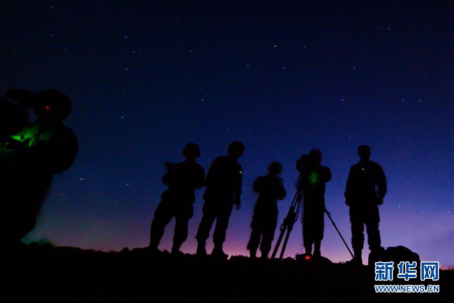 (在習(xí)近平強軍思想指引下·我們在戰(zhàn)位報告·圖文互動)(1)數(shù)字化勁旅的“士兵突擊”——陸軍第82集團軍某部牢記囑托練兵備戰(zhàn)記事