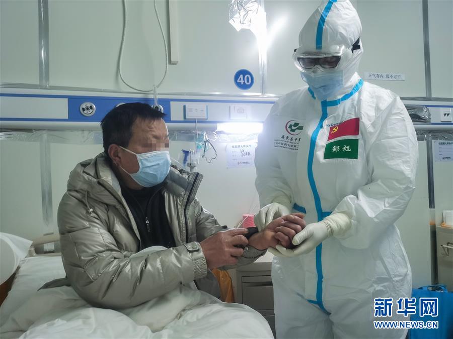 （抗疫一線醫(yī)務(wù)人員英雄群體&middot;圖文互動(dòng)）（2）合力護(hù)航生命之舟&mdash;&mdash;遼寧、上海、廣東等醫(yī)療隊(duì)聯(lián)手決戰(zhàn)雷神山