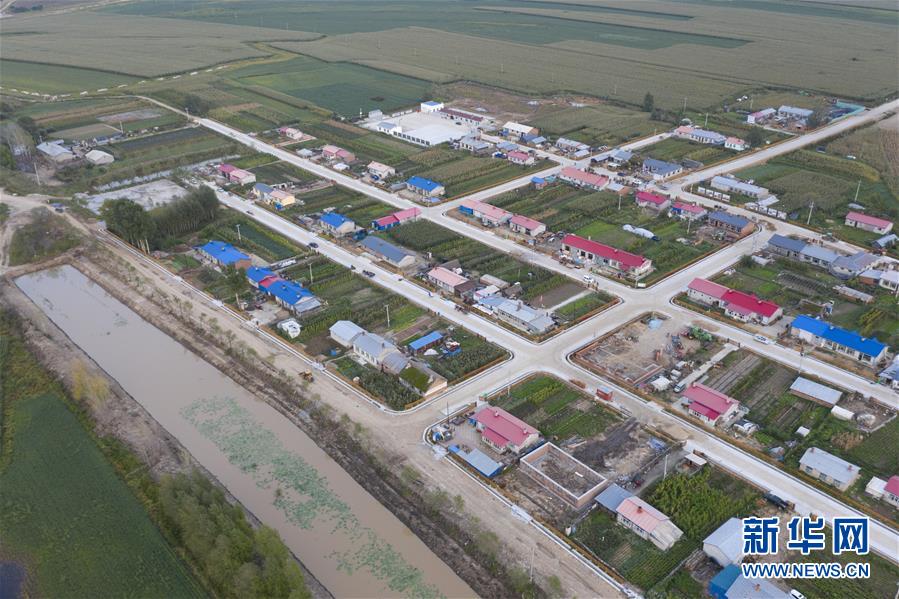 （決戰決勝脫貧攻堅&middot;圖文互動）（1）團結村的李輝新傳