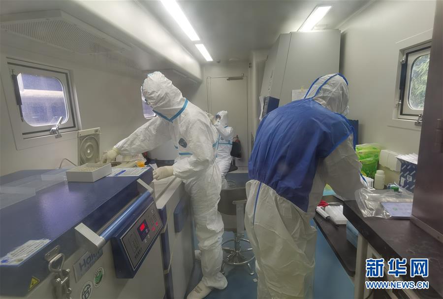 (抗疫一線醫(yī)務(wù)人員英雄群體·圖文互動(dòng))(6)沖鋒在抗疫一線的“科研鐵軍”——軍事科學(xué)院軍事醫(yī)學(xué)專(zhuān)家組抗擊新冠肺炎疫情記事