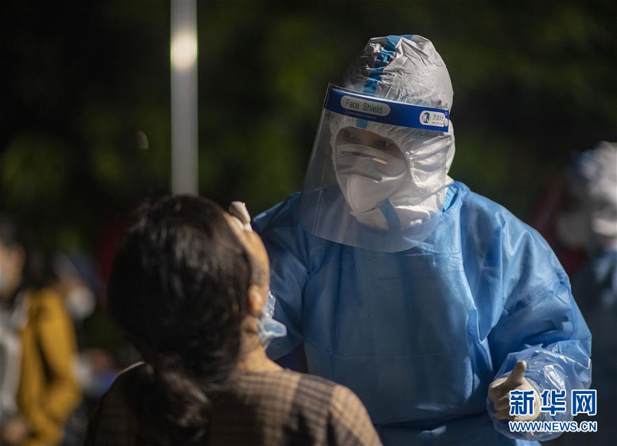 （熱點(diǎn)鮮報(bào)&middot;圖文互動）（1）應(yīng)戰(zhàn)陸路輸入疫情&mdash;&mdash;云南瑞麗抗疫七日記