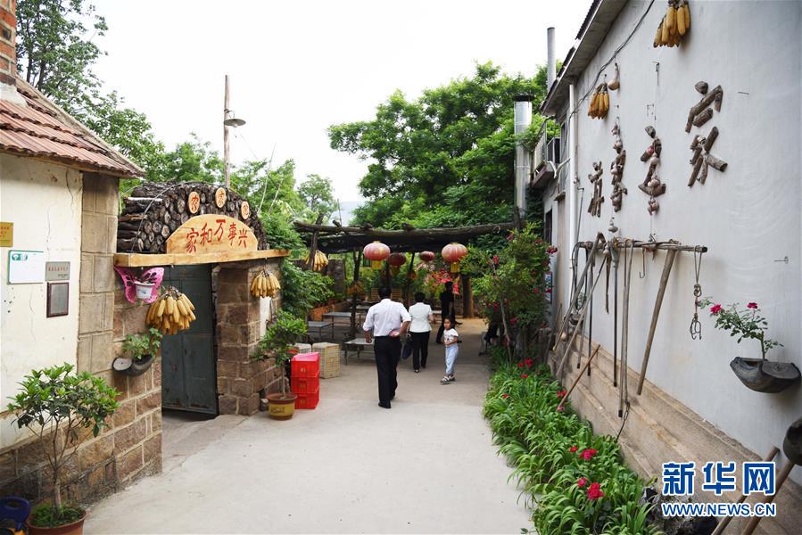 (決戰決勝脫貧攻堅·圖文互動)(4)“講好紅色故事”也能脫貧攻堅——紅嫂故里山東沂水縣桃棵子村“紅色扶貧”蹲點手記