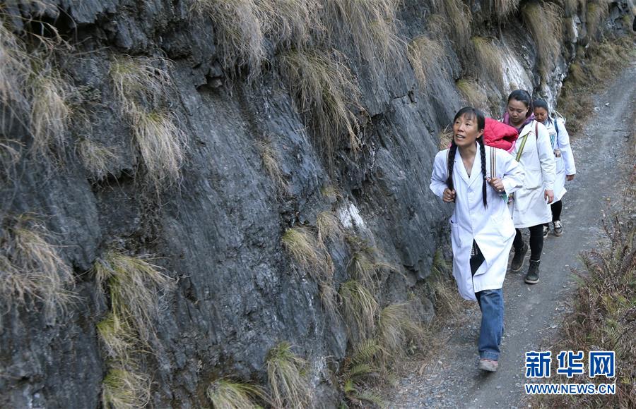 (新華全媒頭條·圖文互動)(11)偉大旗幟引領歷史巨變——習近平新時代中國特色社會主義思想指引“十三五”經濟社會發展述評