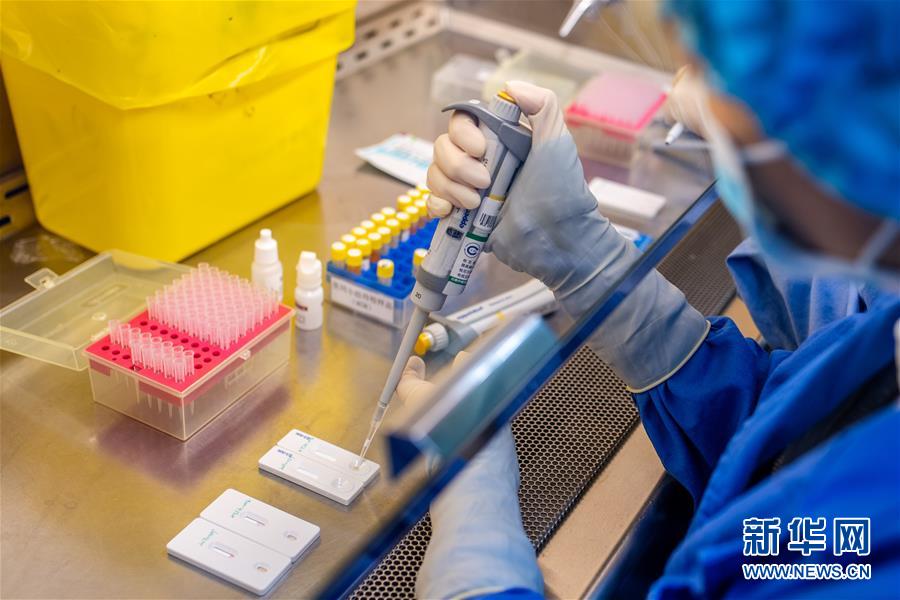 （新華全媒頭條&middot;圖文互動）（5）不放棄每一位病患&mdash;&mdash;抗艾一線工作者群像掃描