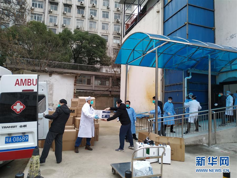 (在習(xí)近平新時(shí)代中國(guó)特色社會(huì)主義思想指引下——新時(shí)代新作為新篇章·習(xí)近平總書(shū)記關(guān)切事·圖文互動(dòng))(6)化“危”為“機(jī)” 念好“新”字訣——各地產(chǎn)業(yè)發(fā)展“新”動(dòng)向掃描