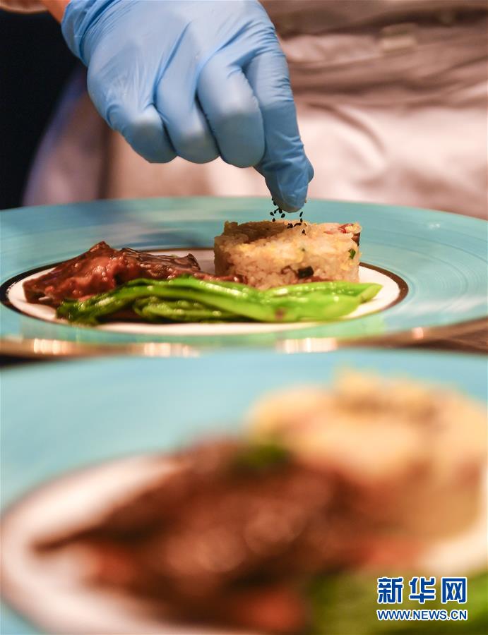 (在習(xí)近平新時代中國特色社會主義思想指引下——新時代新作為新篇章·習(xí)近平總書記關(guān)切事·圖文互動)(5)珍惜盤中餐,狠剎浪費風(fēng)——各地積極行動堅決制止餐飲浪費