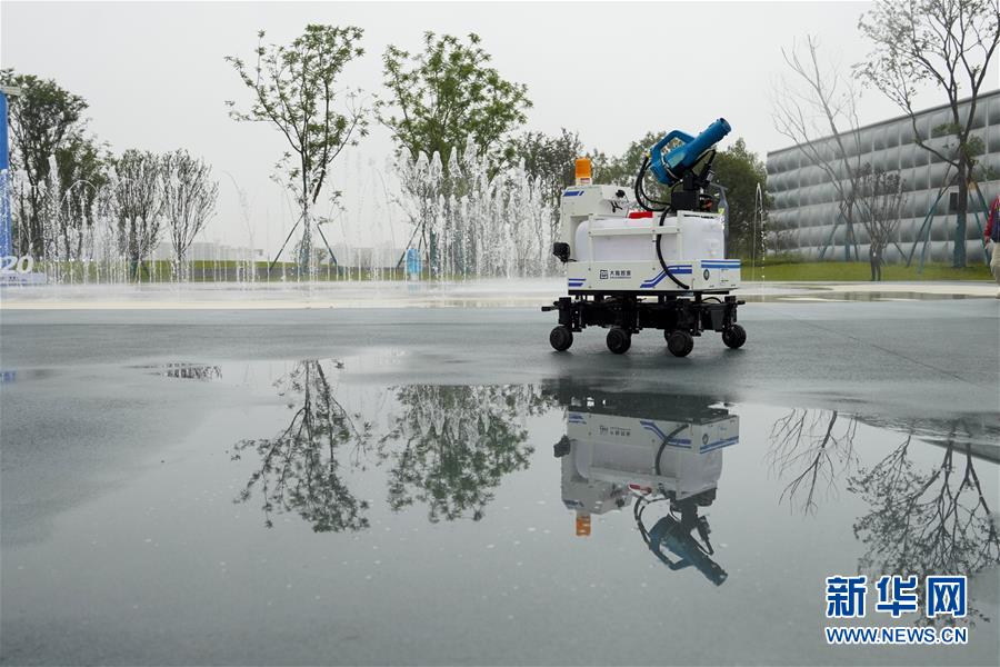 (在習近平新時代中國特色社會主義思想指引下——新時代新作為新篇章·習近平總書記關切事·圖文互動)(7)為經濟育動能 讓生活更多彩——從2020智博會看智能產業發展新動向