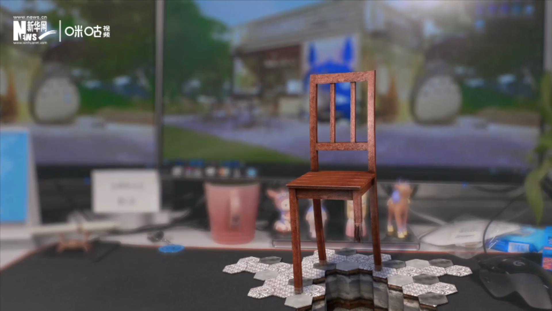 椅子重5噸，高達(dá)12米，椅背有兩層樓高