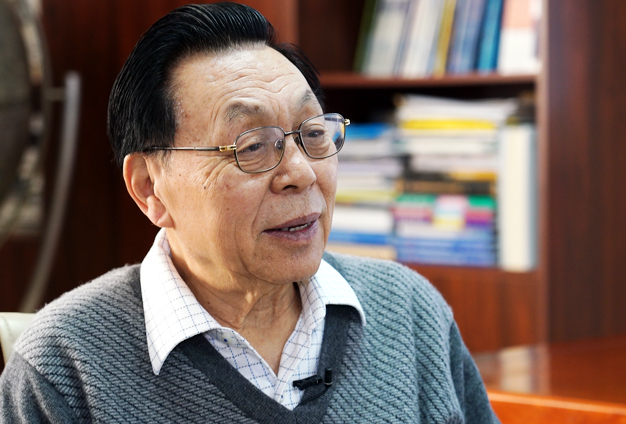 找到更古老的巖石，把月球的歷史理解得更完全