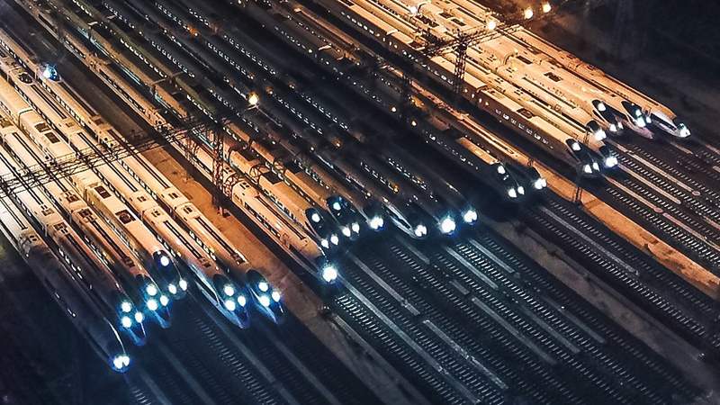 【守護(hù)返鄉(xiāng)路】陸地航母載&ldquo;愛&rdquo;歸家