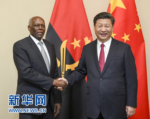 12月3日,國家主席習(xí)近平在約翰內(nèi)斯堡會見安哥拉總統(tǒng)多斯桑托斯。 新華社記者 謝環(huán)馳 攝 12月3日,國家主席習(xí)近平在約翰內(nèi)斯堡會見安哥拉總統(tǒng)多斯桑托斯。 新華社記者 謝環(huán)馳 攝