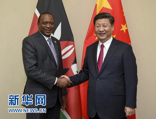 12月3日，國家主席習近平在約翰內斯堡會見肯尼亞總統肯雅塔。新華社記者 謝環馳 攝