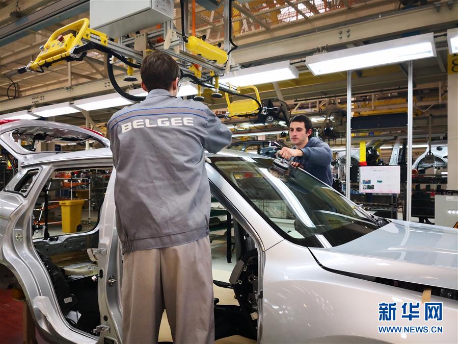 (國際·圖文互動)(1)從為國人造車到幫助歐洲國家實現國產轎車夢——記白俄羅斯吉利汽車項目投產一周年