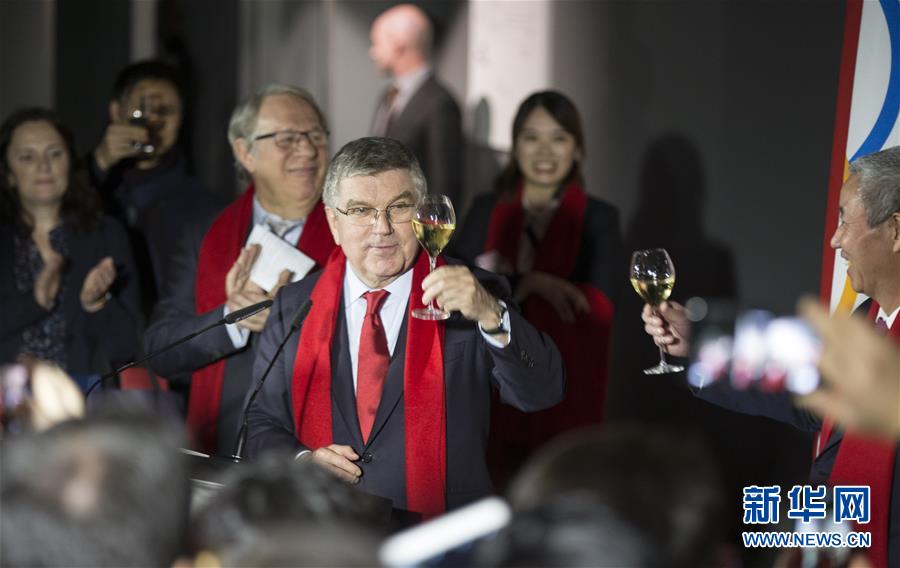 (體育)(1)國際奧委會主席向中國人民拜年