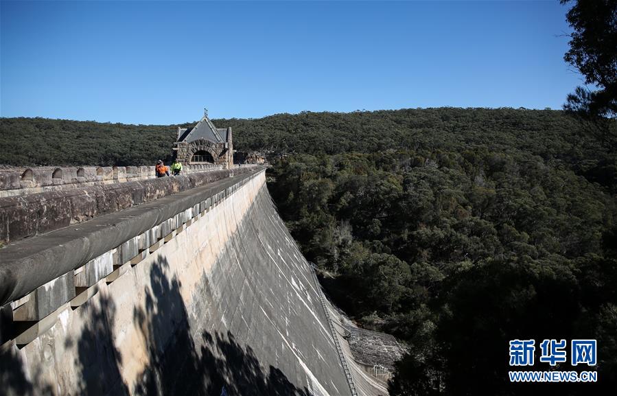 （國(guó)際）（2）悉尼因降雨缺少開(kāi)始實(shí)行&ldquo;限水令&rdquo;