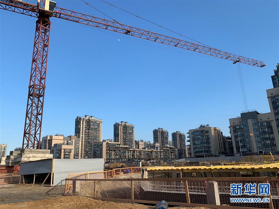 (習(xí)近平出訪配合稿·圖文互動)(1)通訊:中國“明珠”閃耀圣彼得堡——記中國大型綜合開發(fā)項(xiàng)目“波羅的海明珠”