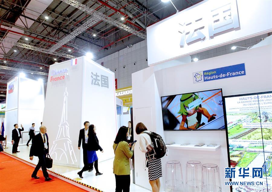 (新華全媒頭條·圖文互動(dòng))(1)共襄盛舉 共享未來(lái)——與會(huì)人士熱議習(xí)近平主席在第二屆中國(guó)國(guó)際進(jìn)口博覽會(huì)上的主旨演講