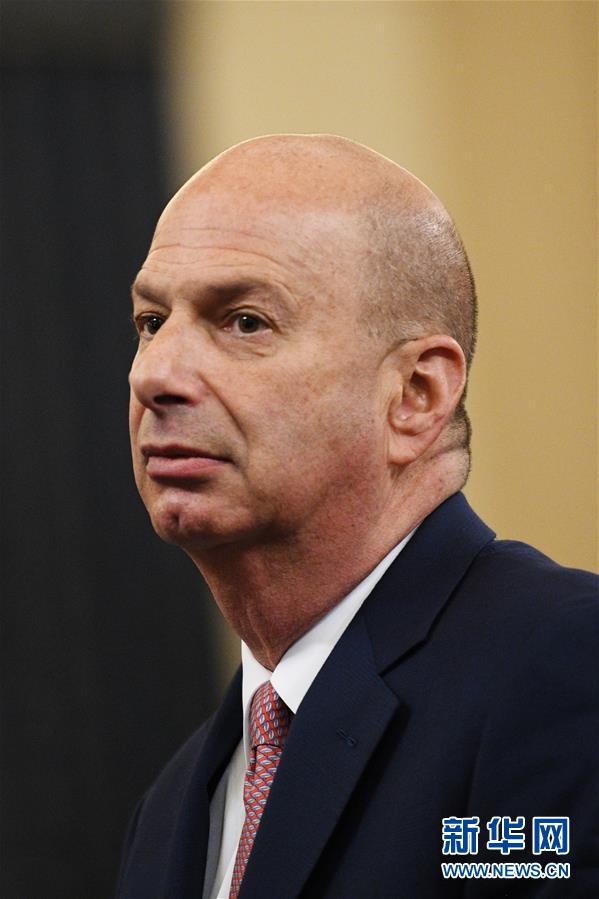 (國際)(2)特朗普彈劾調查重要證人到國會作證引關注