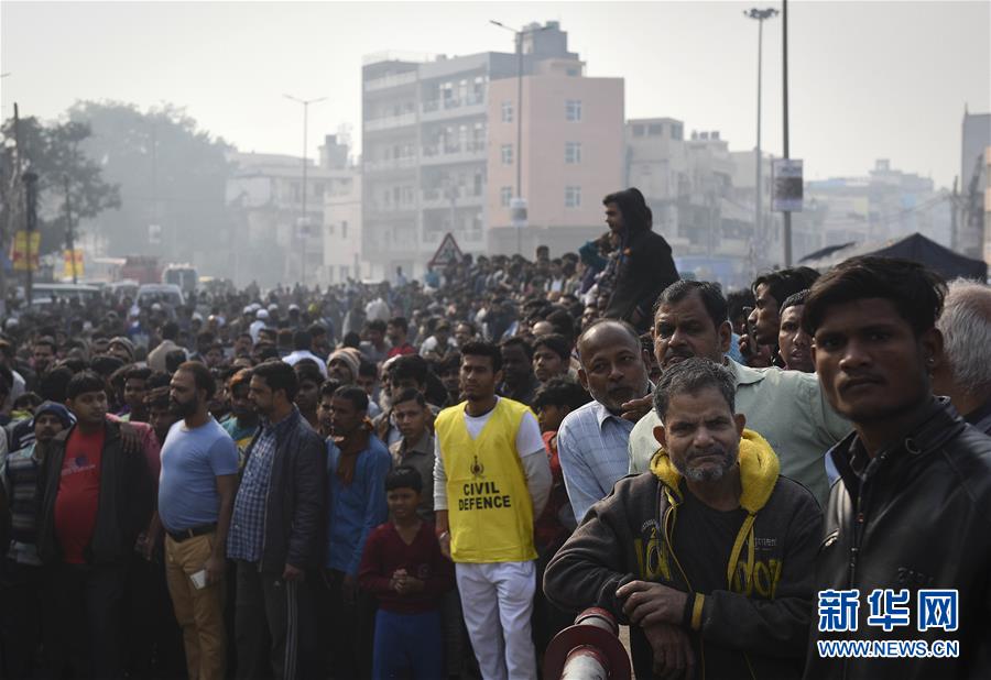 (國際)(6)印度一商業樓發生火災致32人死亡